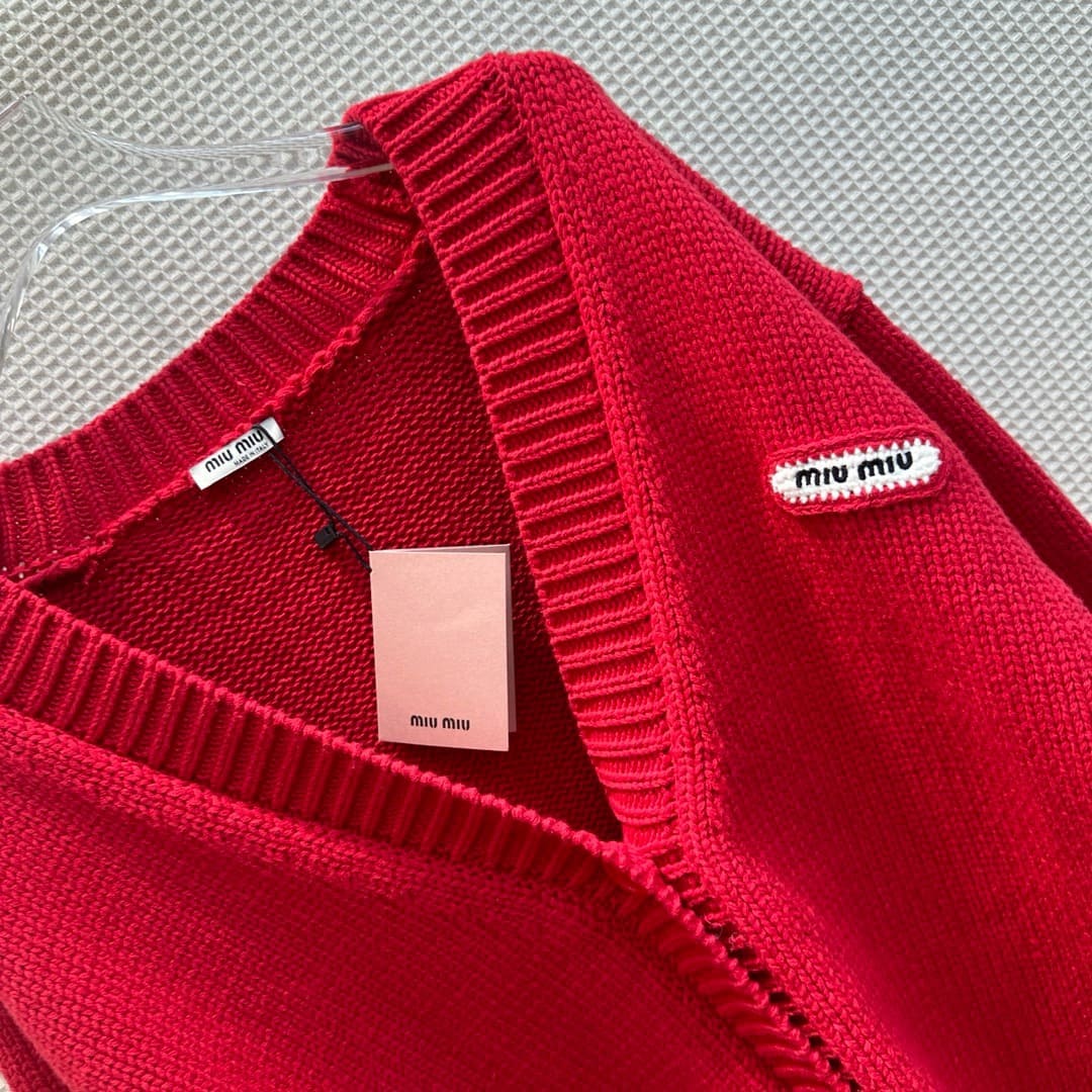 ÁO Miu Miu V-Neck Red Cardigan Sweater