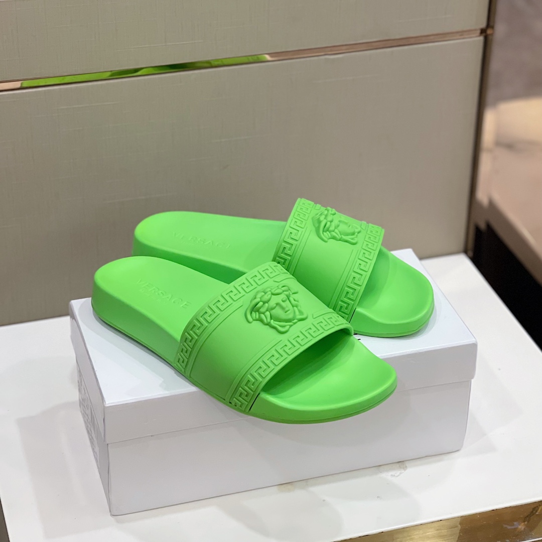 DÉP VERSACE MEDUSA HEAD SLIPPER