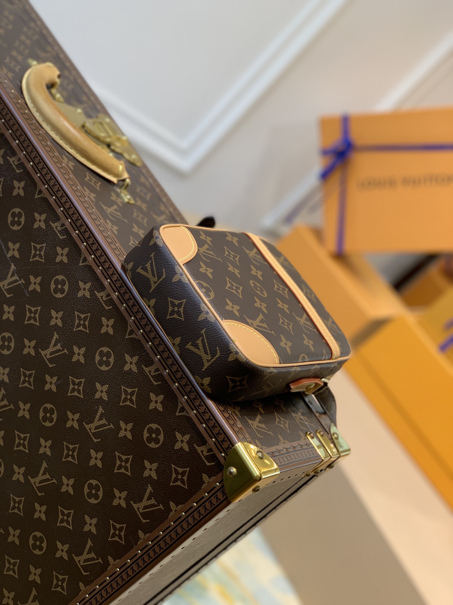 TÚI LOUIS VUITTON MONOGRAM Messenger Bag