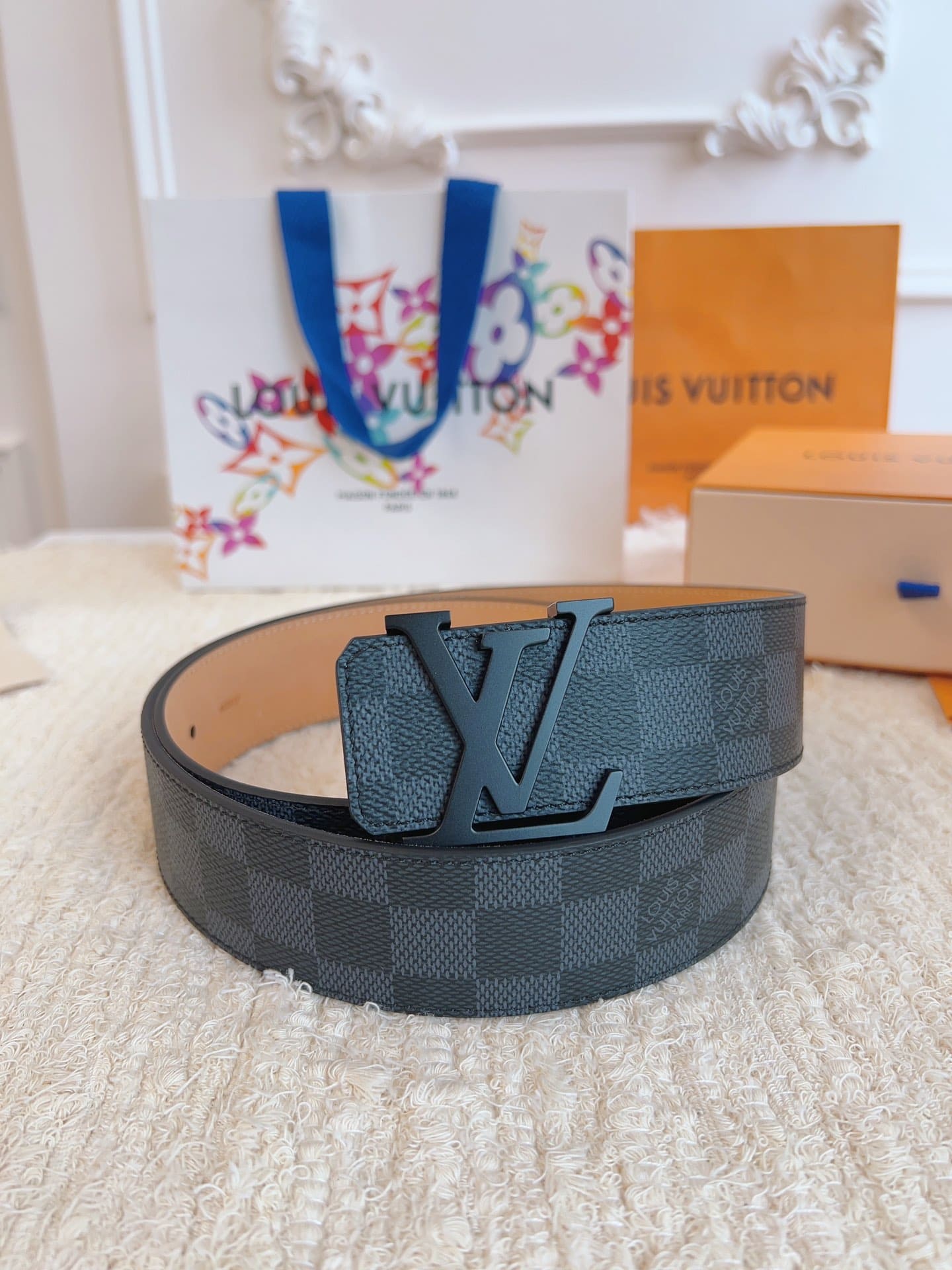 DÂY LƯNG LOUIS VUITTON SQUARE BLACK MONOGRAM Khóa đen