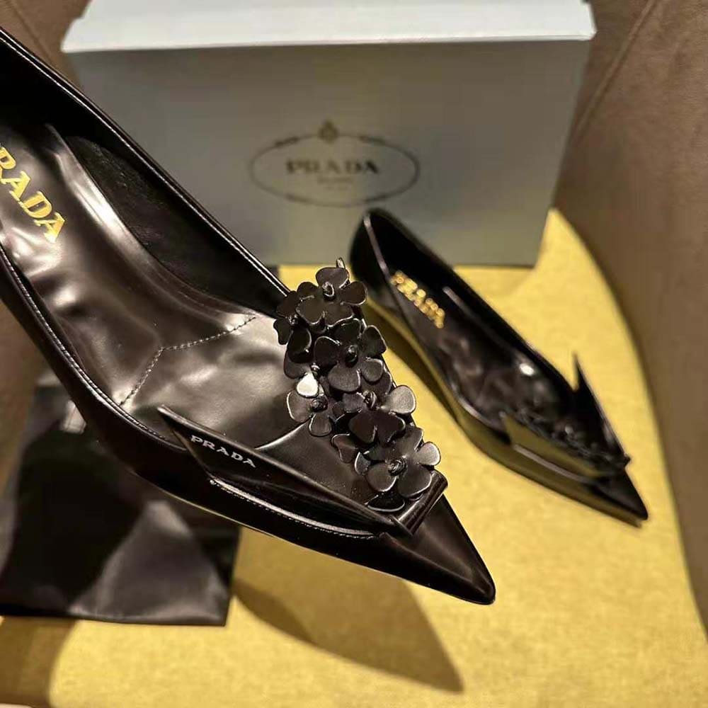 GIÀY Prada Women Brushed Leather Pumps with Floral Appliqués-Black