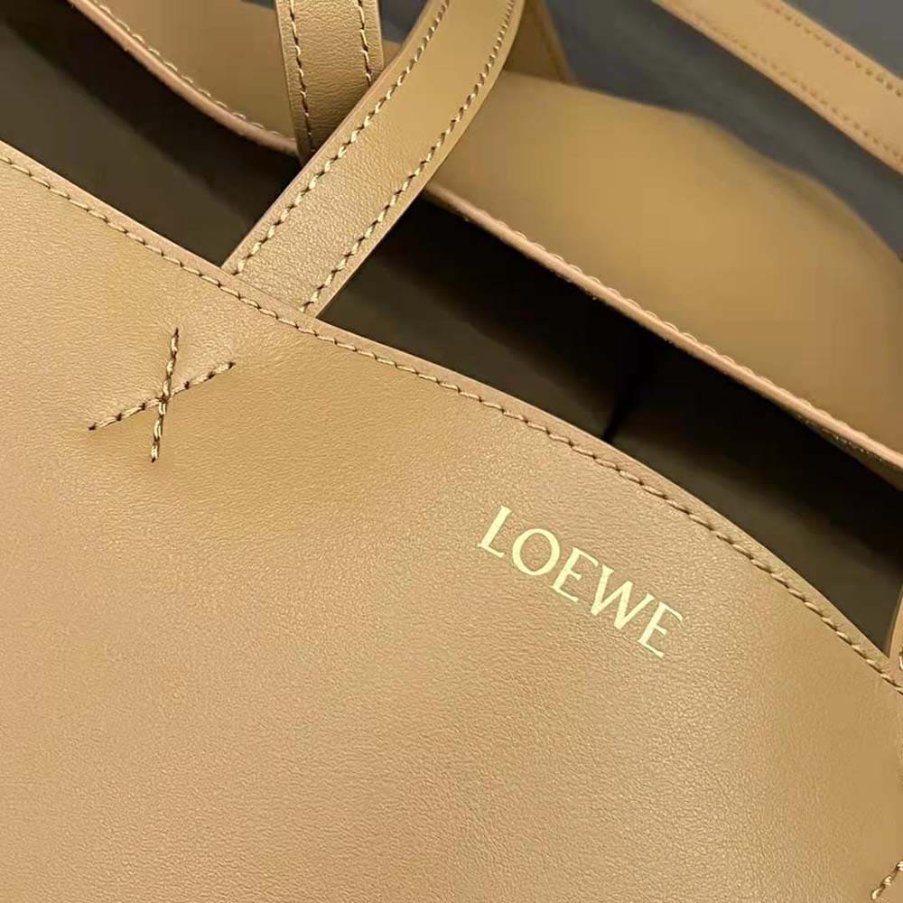 TÚI Loewe Unisex Puzzle Fold Tote in Shiny Calfskin-Brown
