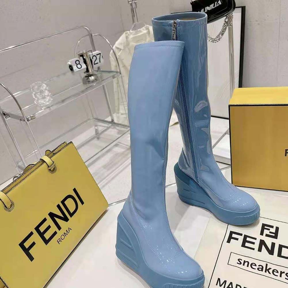 GIÀY Fendi Women Fashion Show Blue Patent Leather Boots
