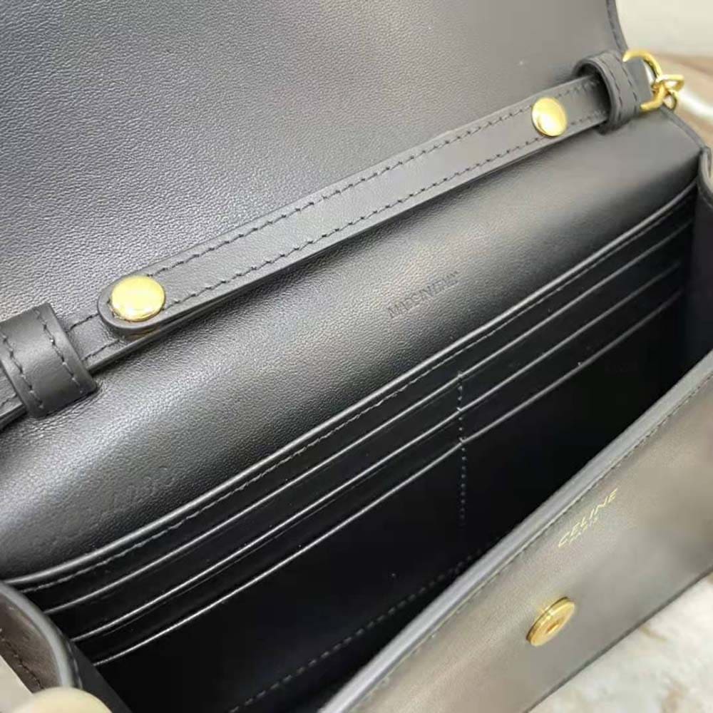 Ví Celine Women Maillon Triomphe Wallet on Chain in Shiny Calfskin-Black