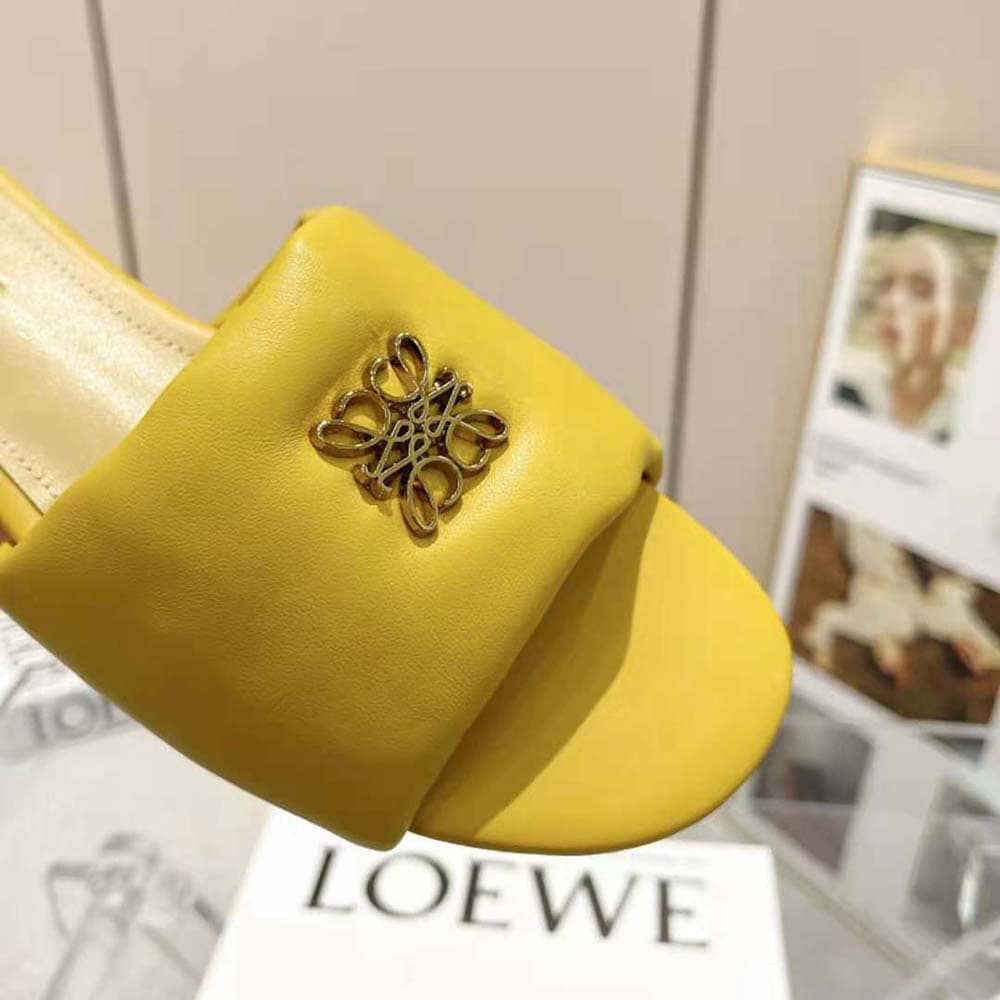DÉP Loewe Women Anagram Padded Slide in Lambskin-Yellow