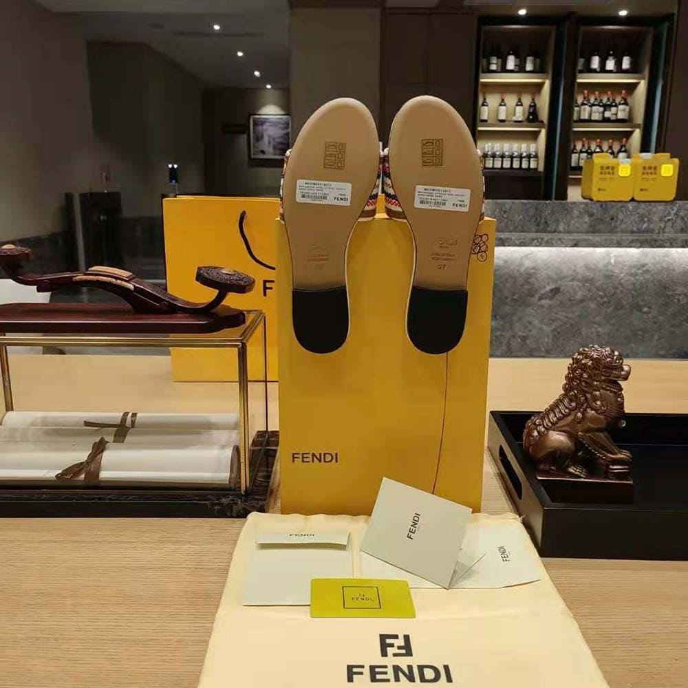GIÀY Fendi Women Signature Light Blue Denim Slides