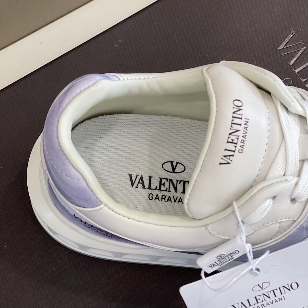 GIÀY VALENTINO STUDD LEATHER SNEAKER SHOES AAA