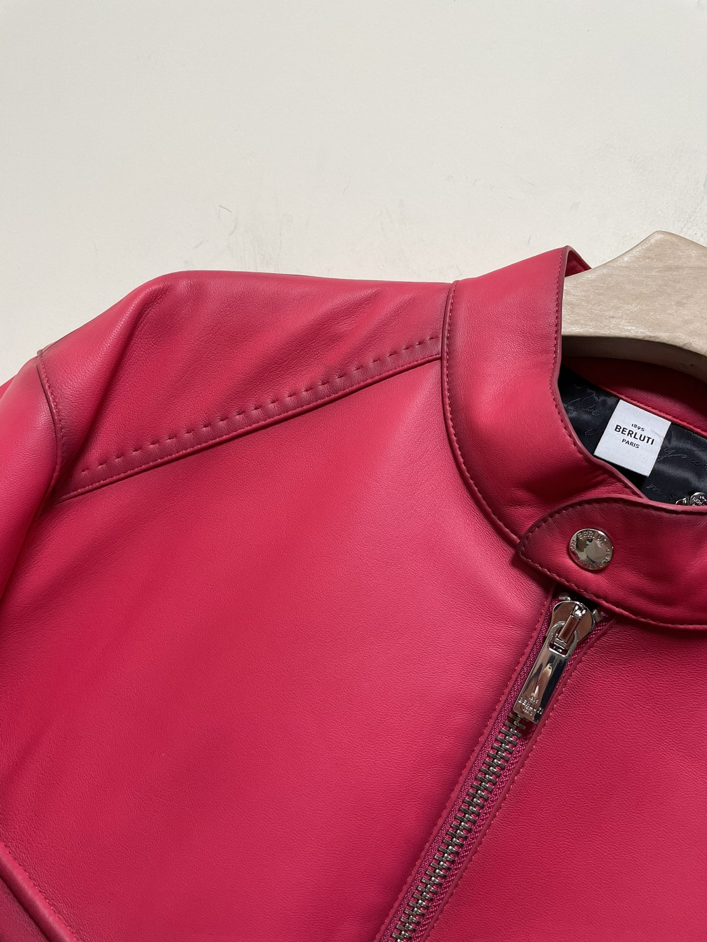 ÁO BERLUTI LEATHER JACKET RED PINK