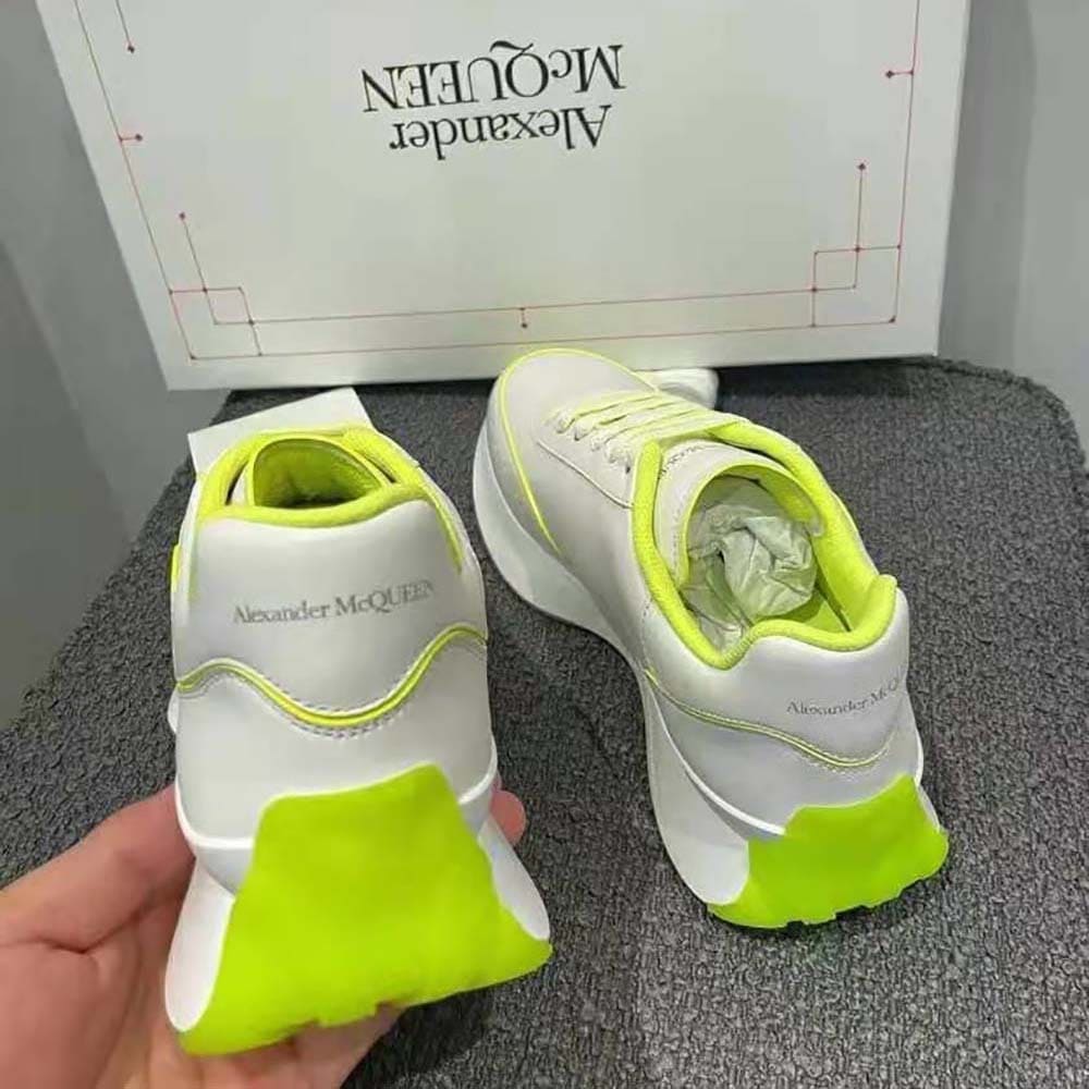 GIÀY Alexander Mcqueen Women Sprint Runner in White/Acid Yellow