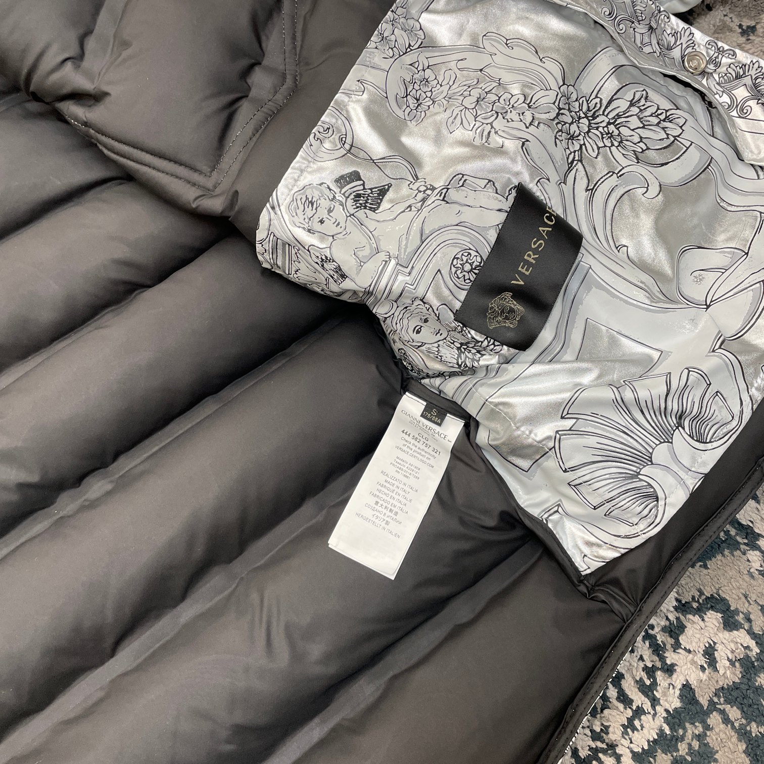 ÁO VERSACE FEATHER DOWN JACKET