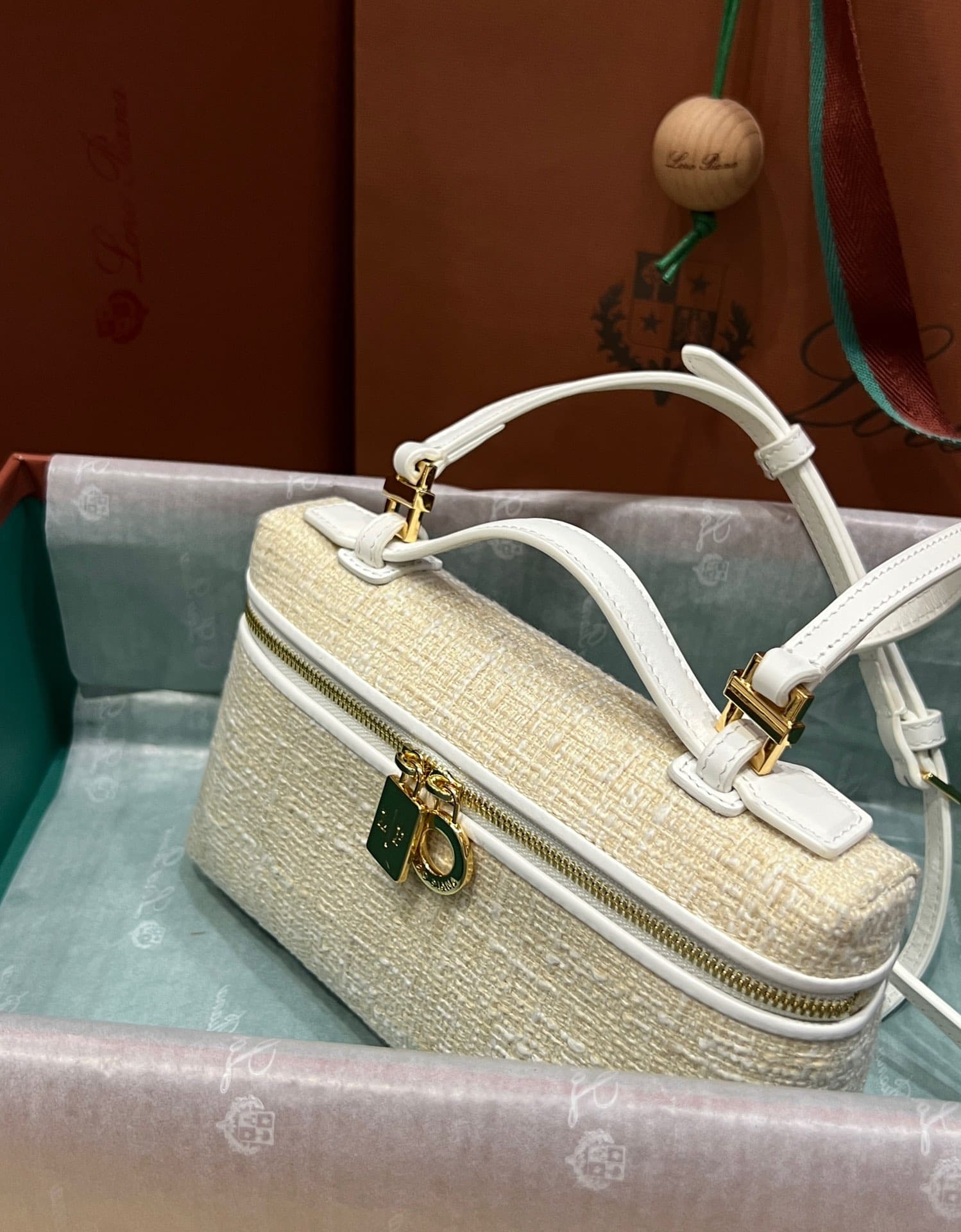 TÚI Loro Piana Women Extra bằng da bê kết hợp vải lanh