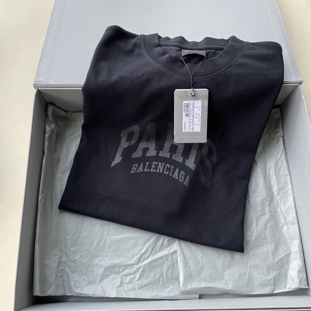 ÁO BALENCIAGA T SHIRT MÀU ĐEN UNISEX