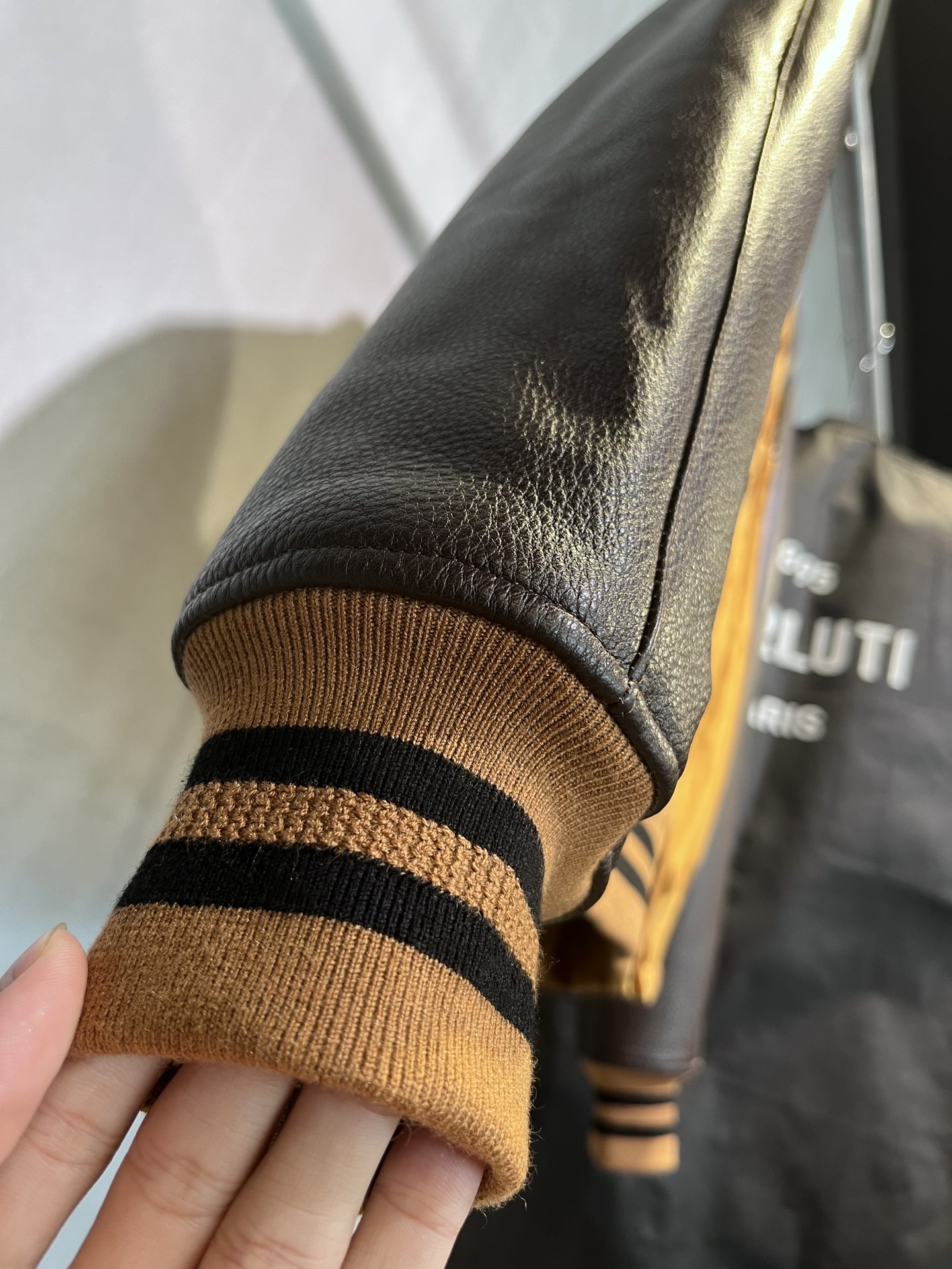 ÁO BERLUTI SUEDE BOMBER LEATHER JACKET