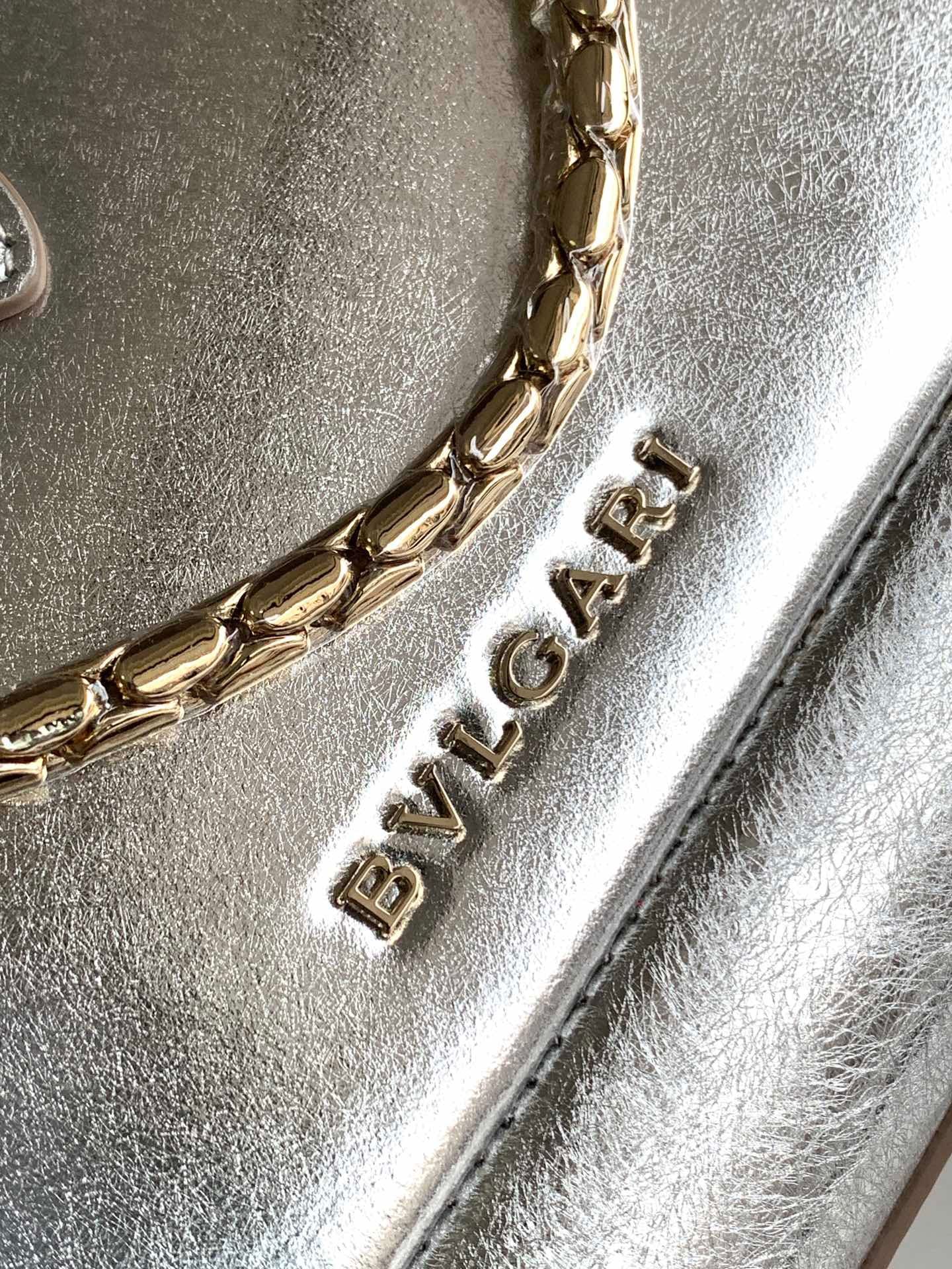 TÚI BVLGARI SERPENTI CALFSKIN SILVER