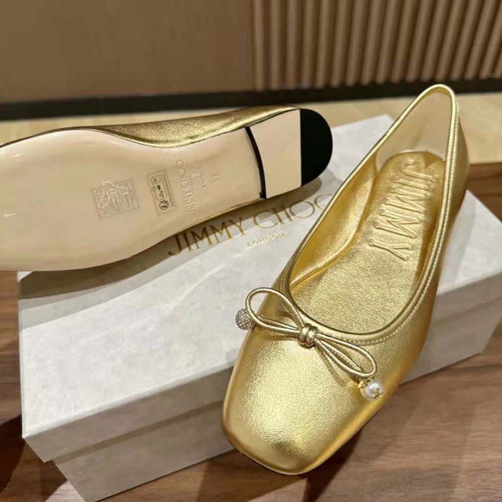 GIÀY Jimmy Choo Women Elme Flat Gold Metallic Nappa Leather Flats with Pearl Embellishment