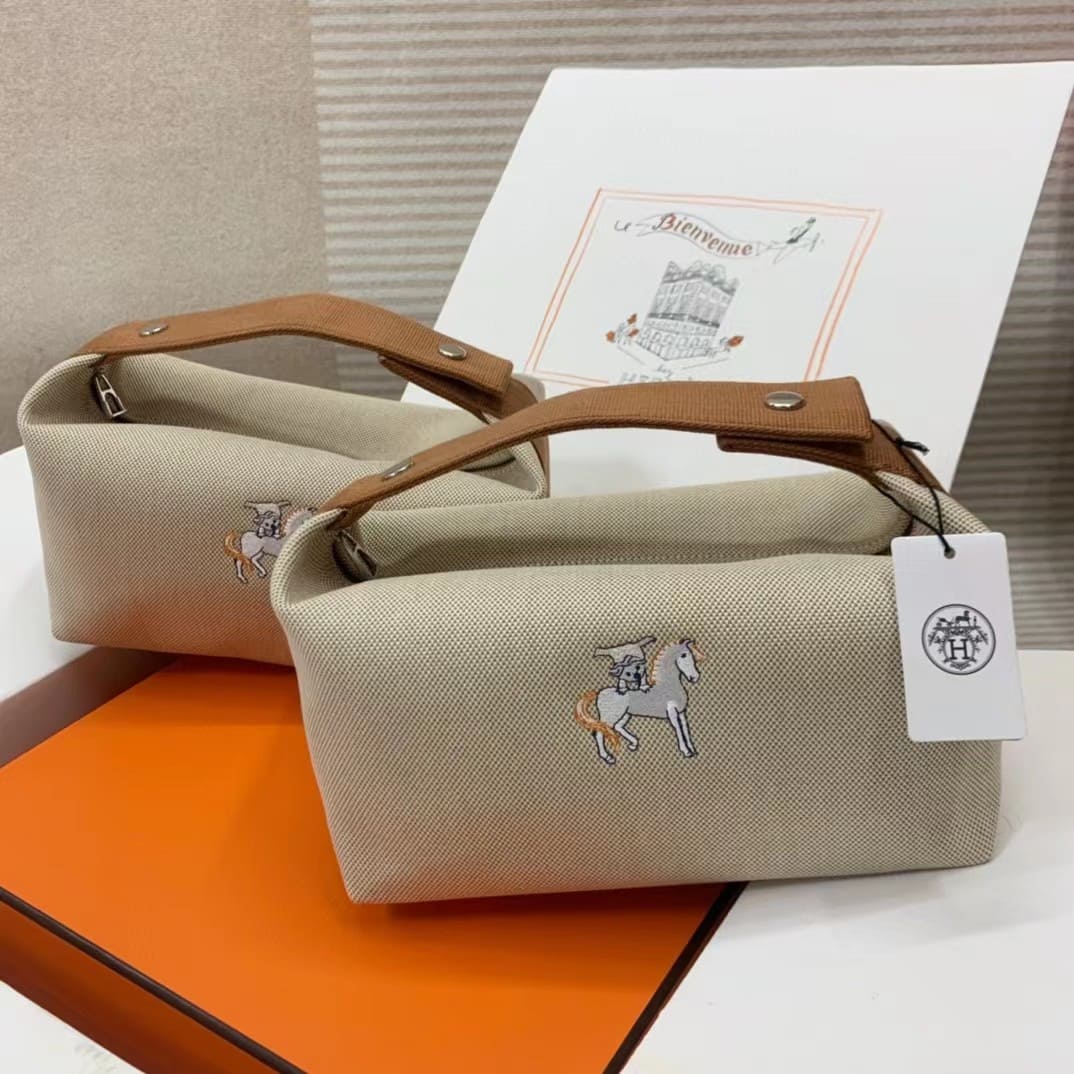 TÚI HERMES TROUSSE DE TOILETTE BRIDE A BRAC PM HORSE A CHILD