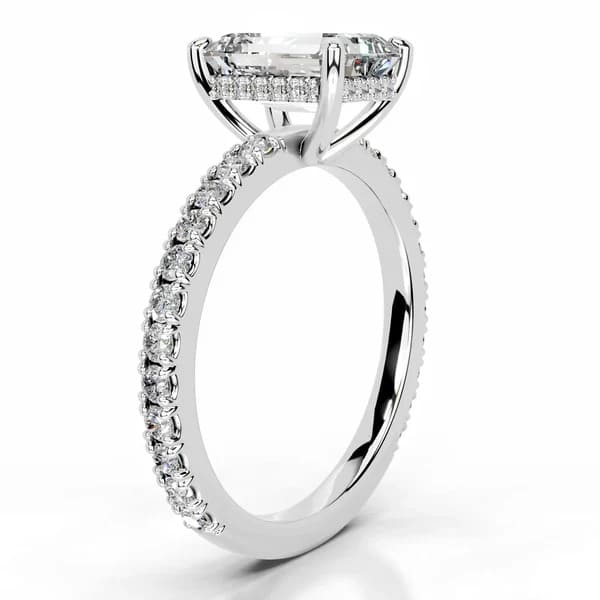 Nhẫn kim cương nhân tạo hình Emerald ngọc lục bảo vàng trắng 18K