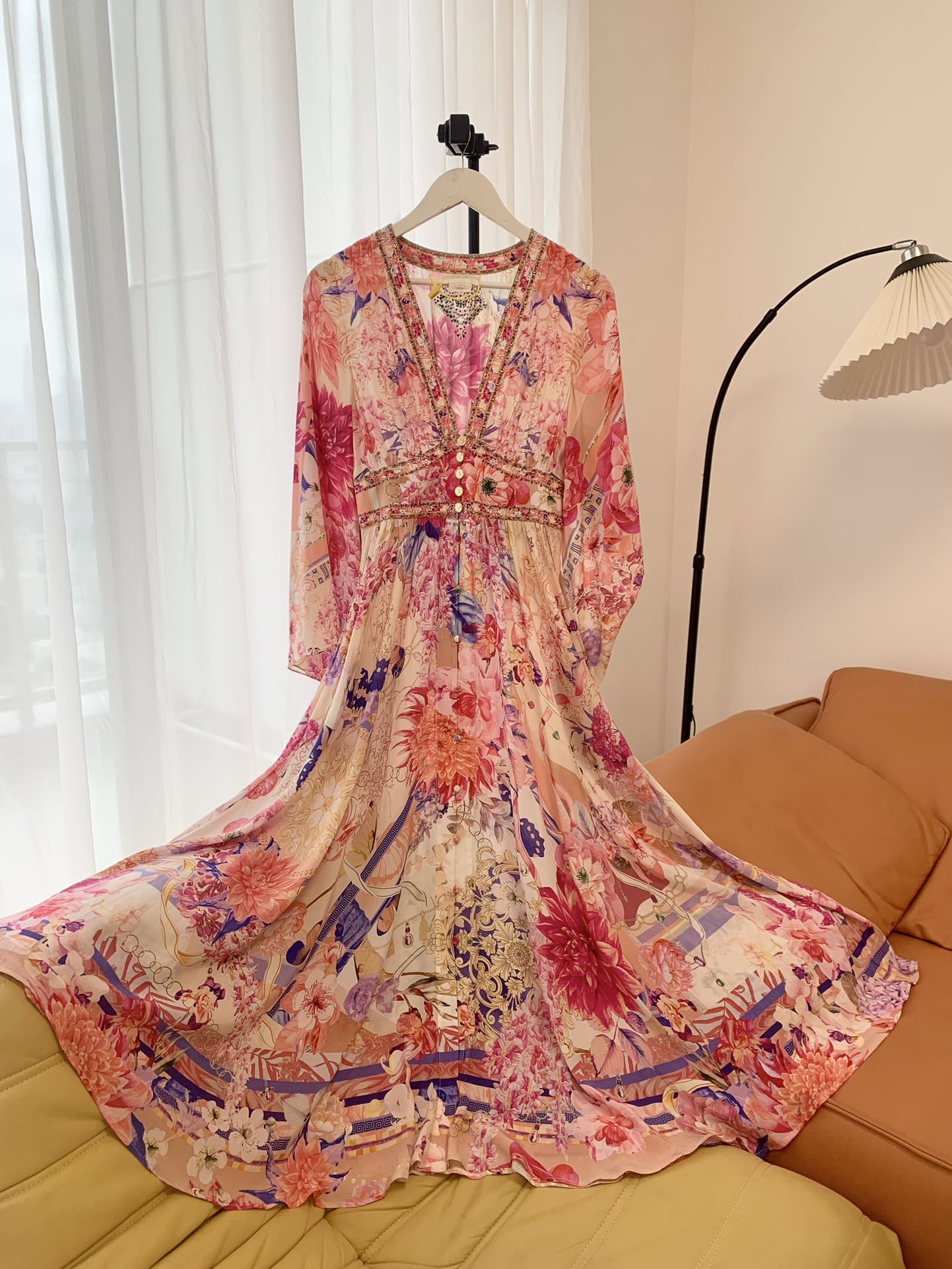 VÁY CAMILLA V NECK Peony Floral Silk Diamond Short Sleeve High Classy