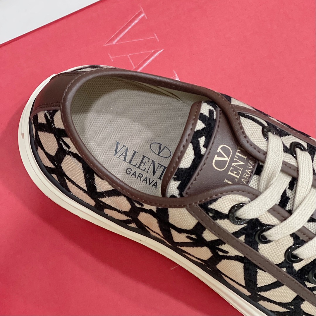 GIÀY VALENTINO CANVAS LEATHER SNEAKER SHOES AAA