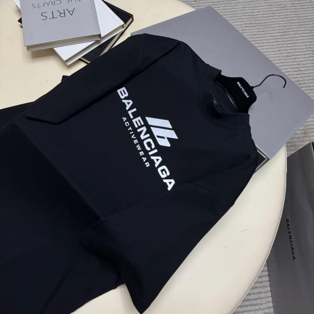 ÁO BALENCIAGA T SHIRT MÀU ĐEN UNISEX