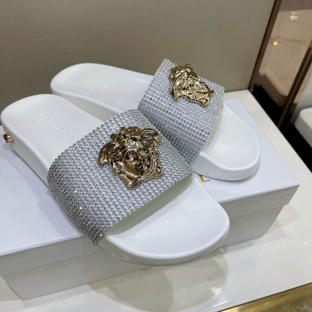 DÉP VERSACE MEDUSA HEAD GLITTER SLIPPER