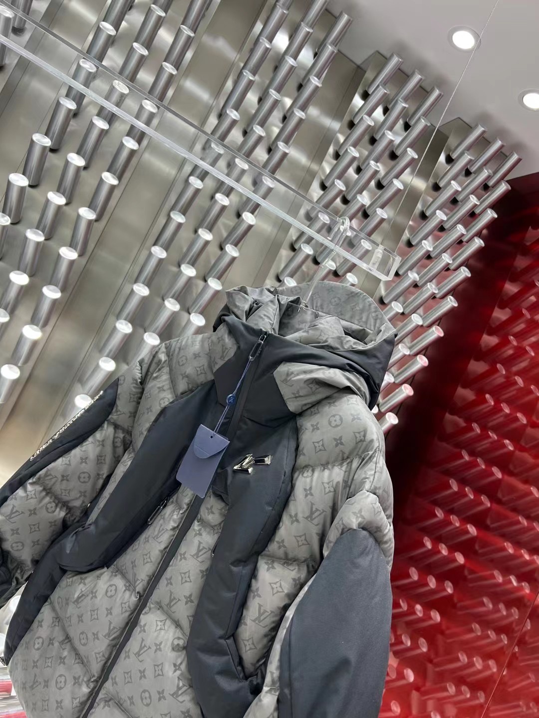 ÁO LOUIS VUITTON DOWN JACKET