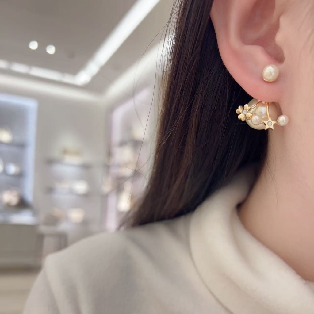 HOA TAI DIOR CD PEARLS FLOWERS TRIBALES