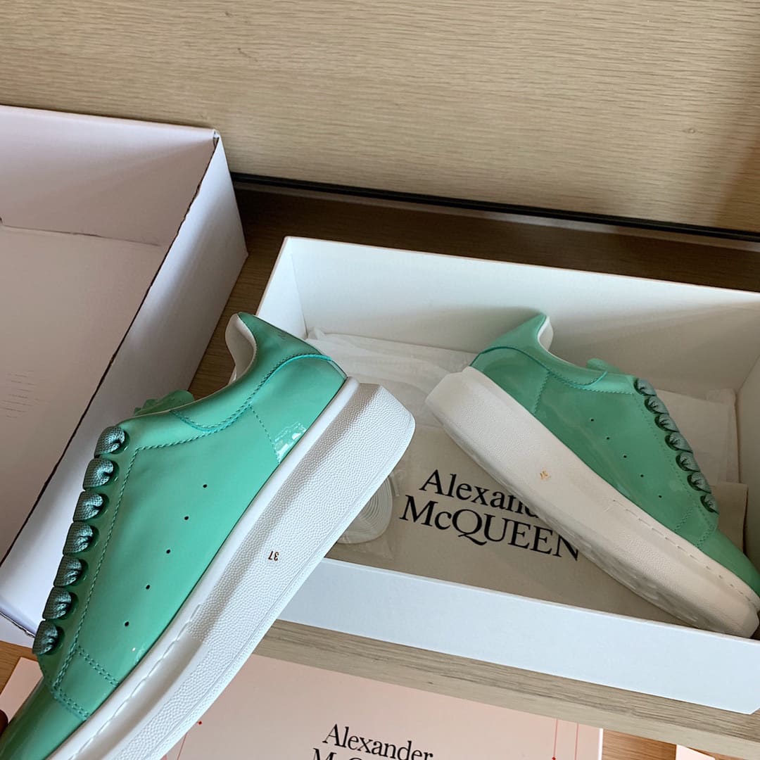 GIÀY ALEXANDER MCQUEEN SNEAKERS SHOES AAA UNISEX NAM VÀ NỮ DA BÊ HẢO HẠNG