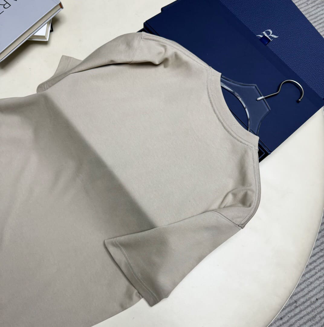 ÁO DIOR T SHIRT MÀU KEM UNISEX