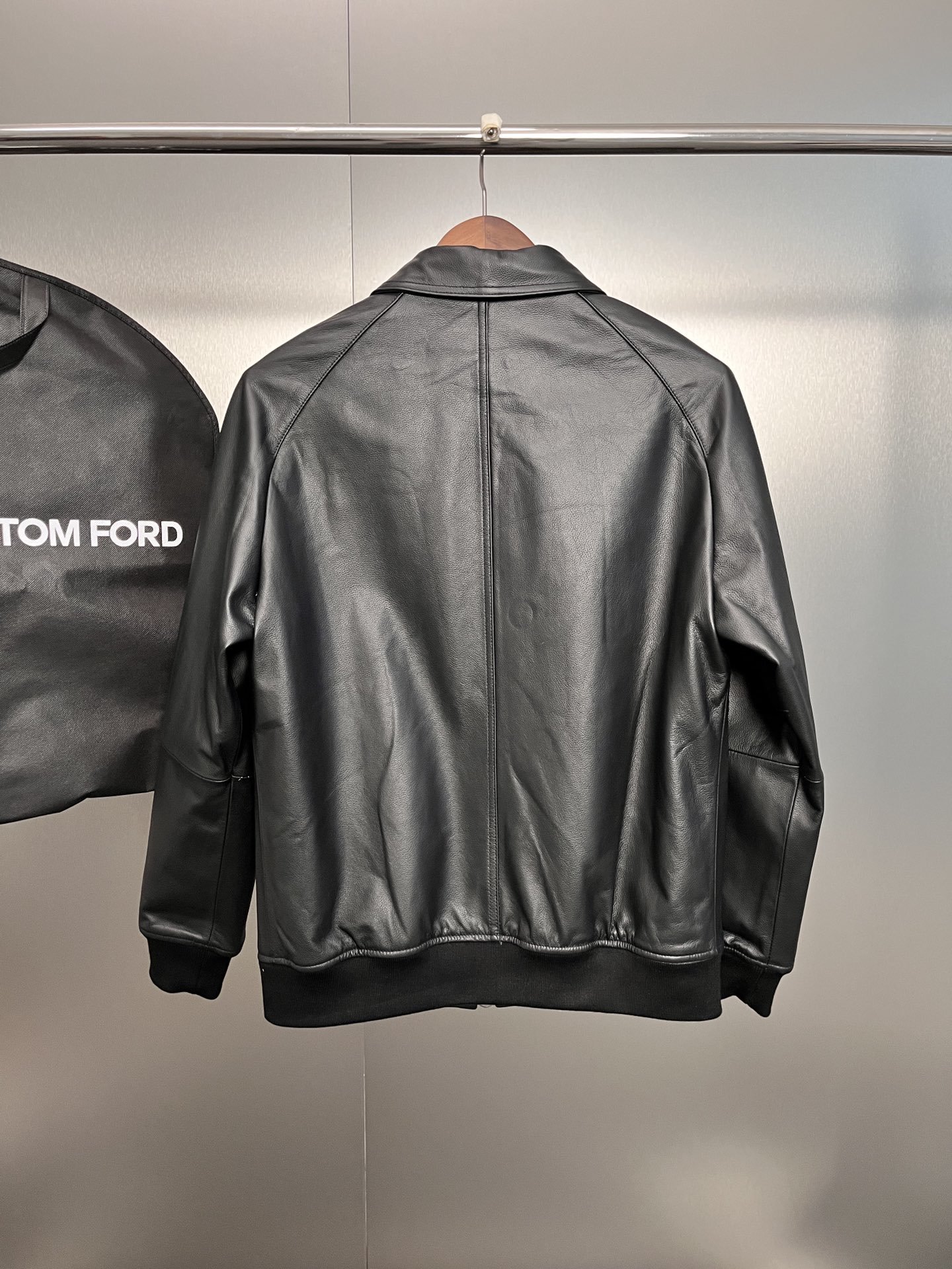 ÁO TOM FORD LEATHER JACKET