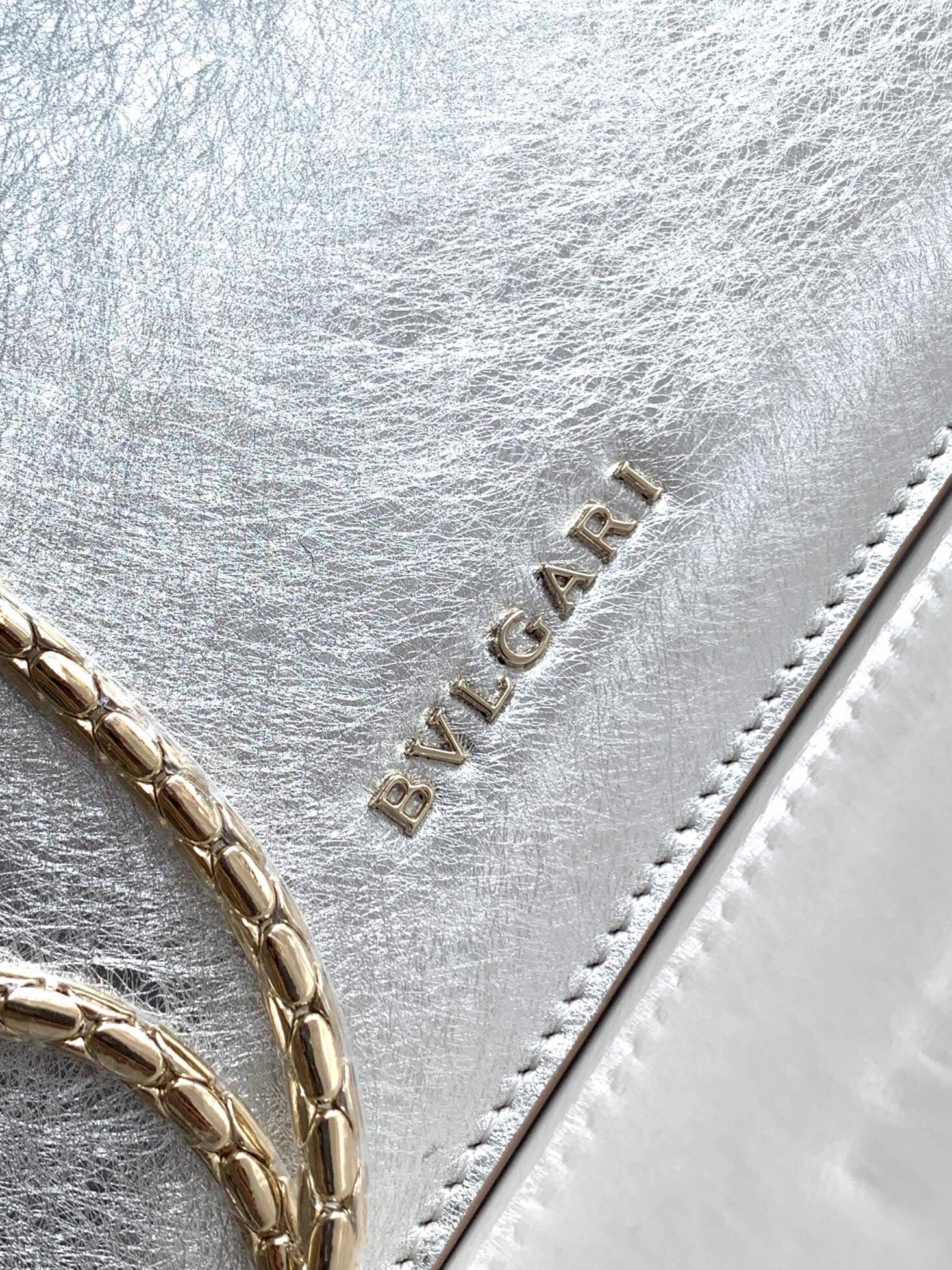 TÚI BVLGARI SERPENTI CALFSKIN SILVER