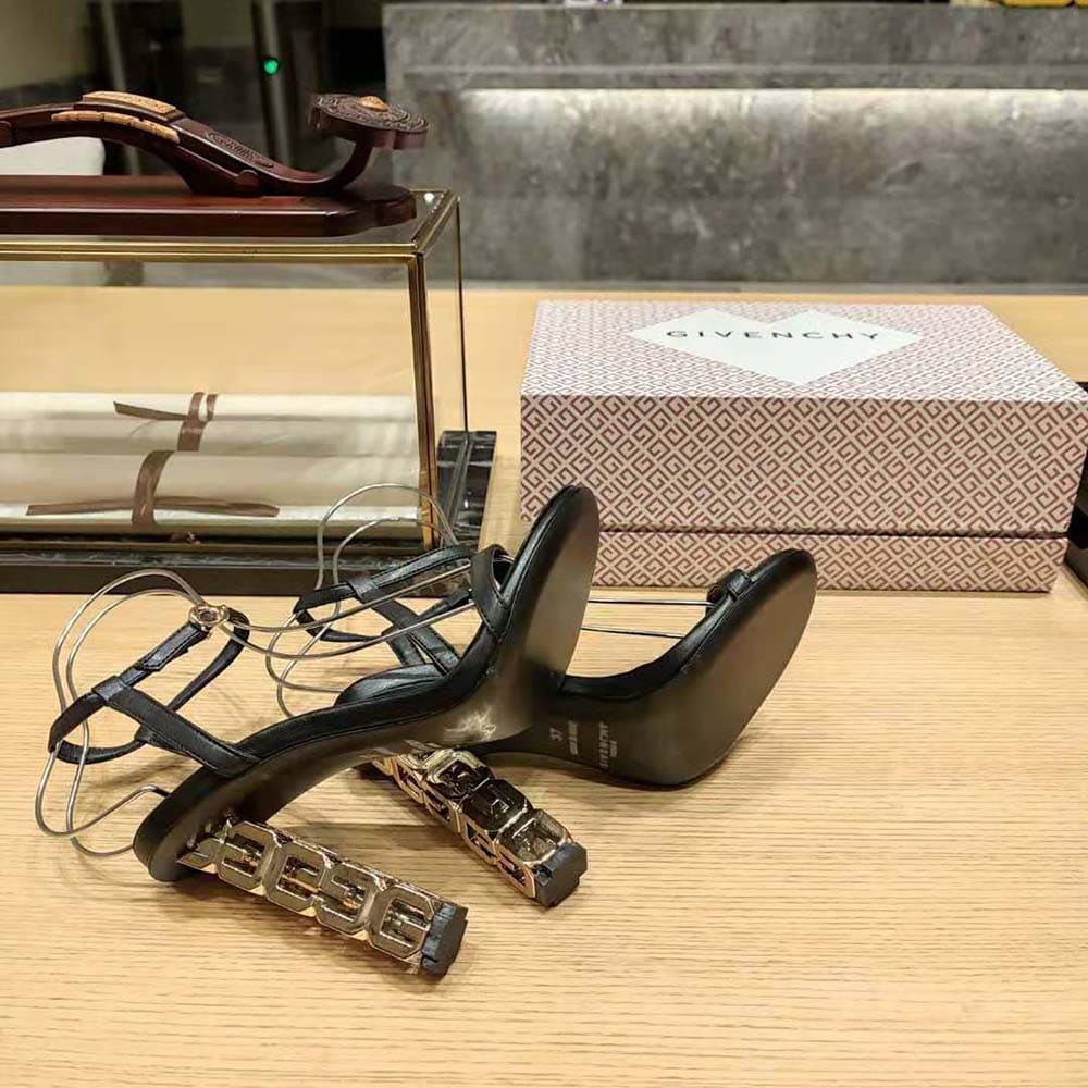 GUỐC Givenchy Women G Cube Sandals in Leather-Gold