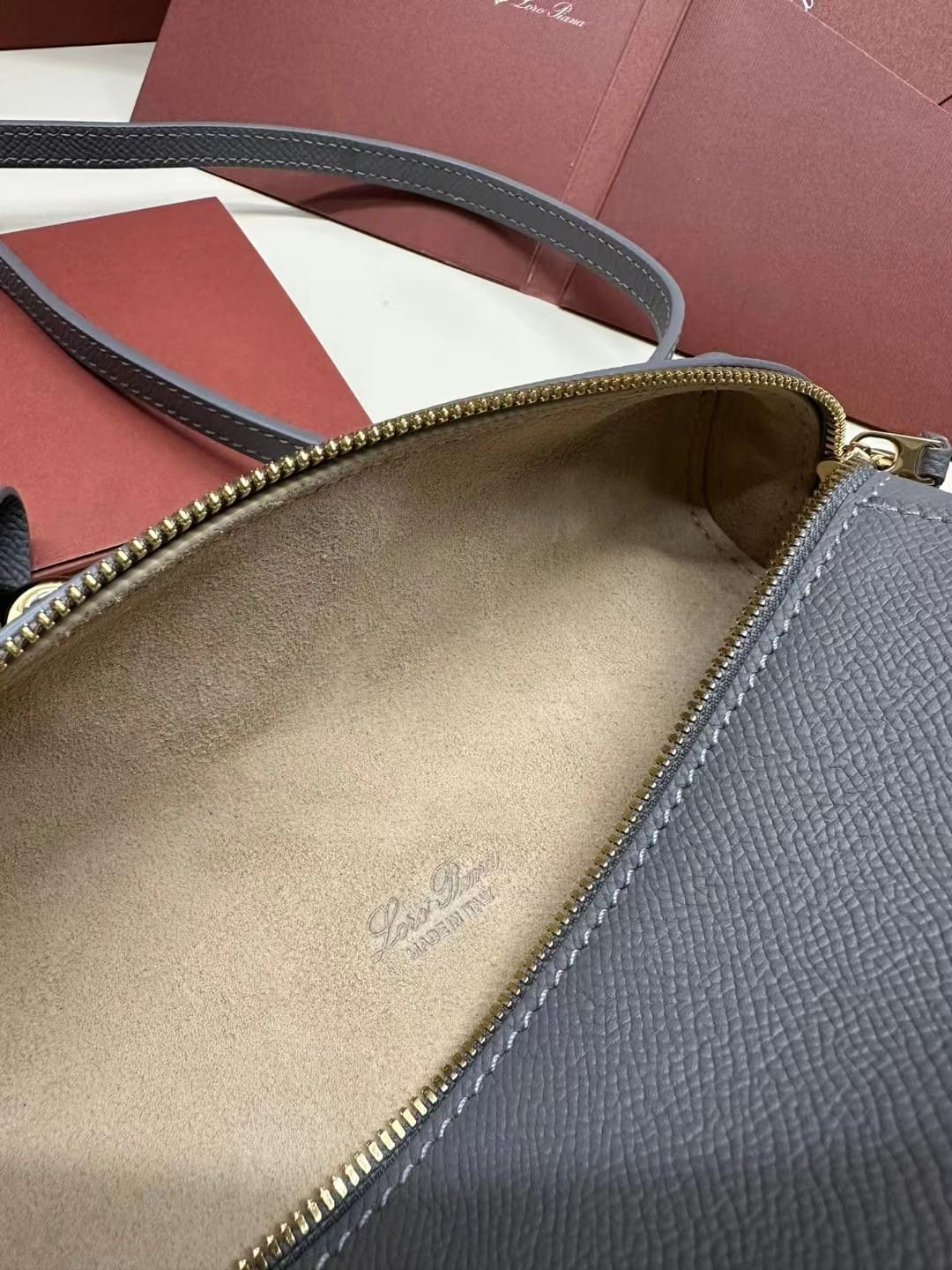 TÚI Loro Piana Women Extra Pocket L19 in Sheepskin Leather Elephant