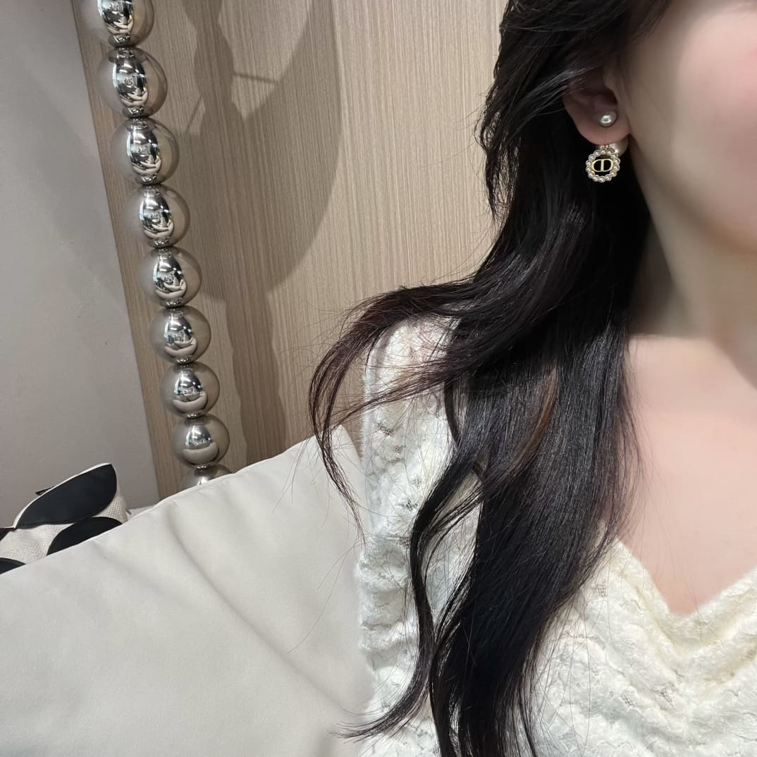 HOA TAI DIOR CD PEARL HEART PINK TRIBALES