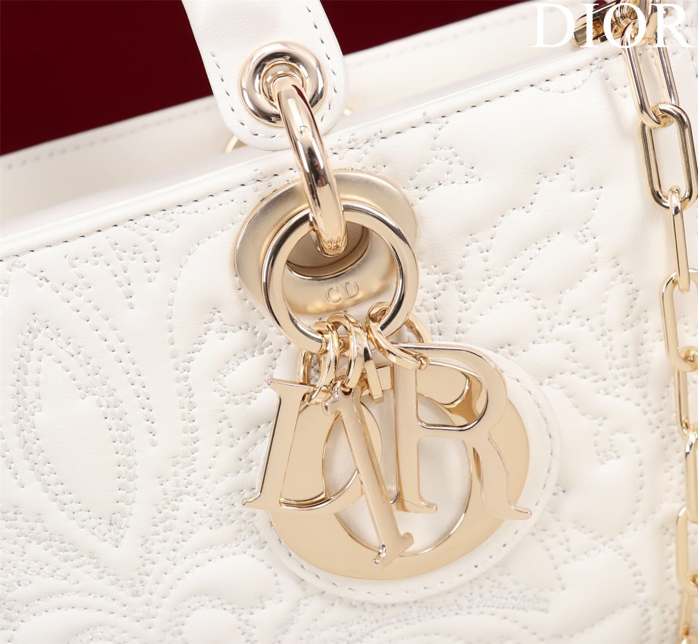 TÚI CHRISTIAN DIOR LADY D-JOY WHITE Quilted-Effect Lambskin with Ornamental Motif