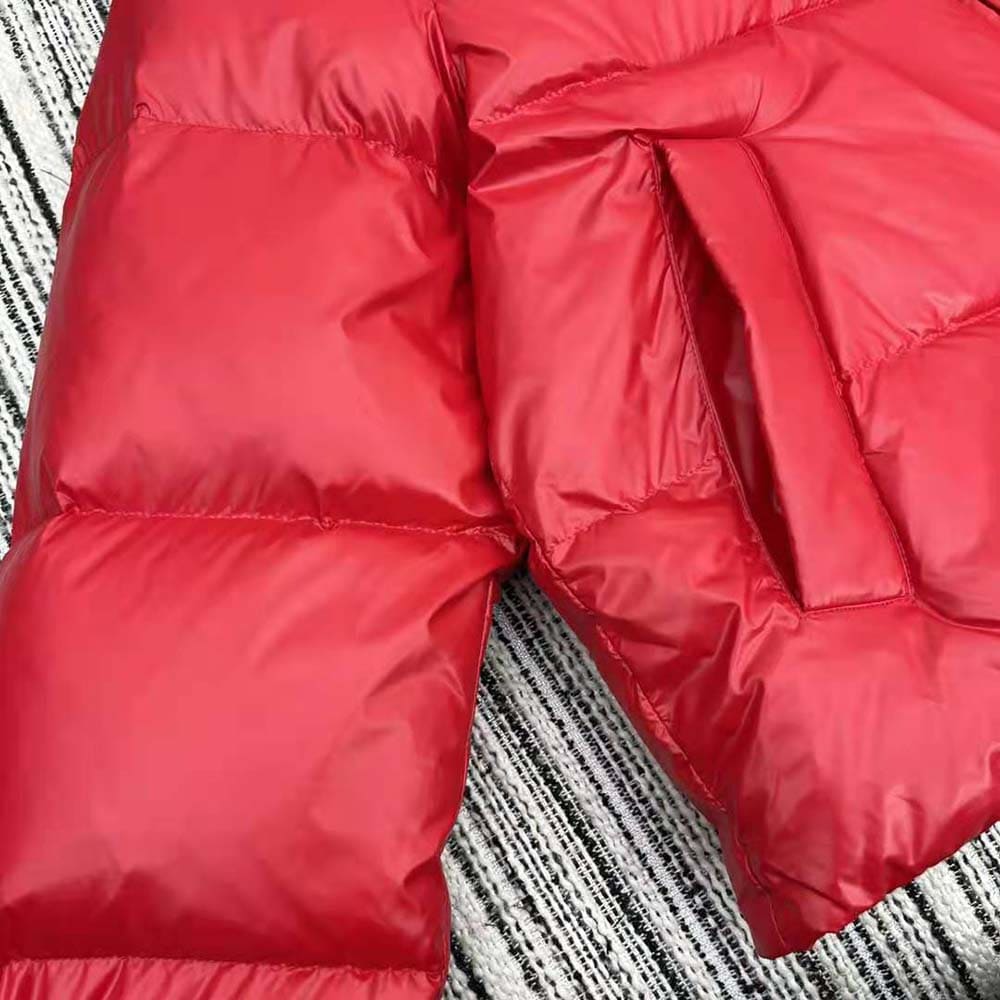 ÁO Balenciaga Women Shrunk Puffer in Red Shiny Coated Nylon