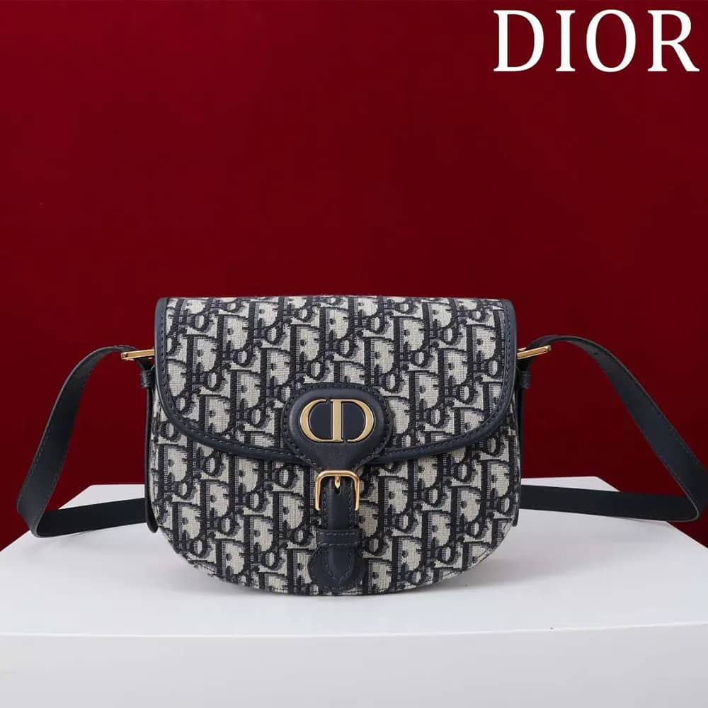 TÚI Dior Women Bobby East-West màu xanh Dior Oblique Jacquard cỡ trung