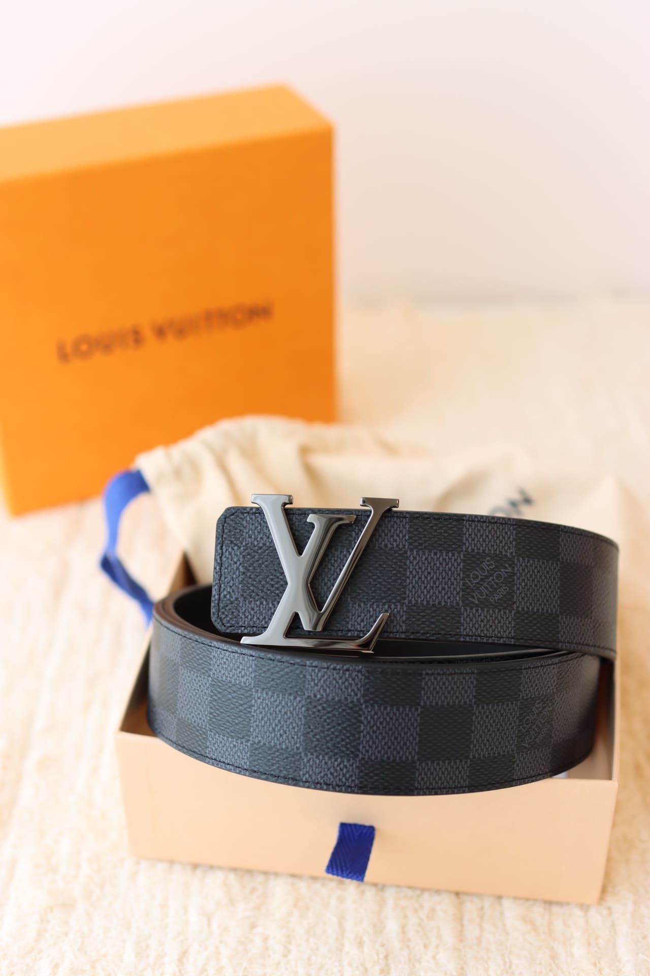DÂY LƯNG LOUIS VUITTON SQUARE BLACK MONOGRAM Khóa đen bóng