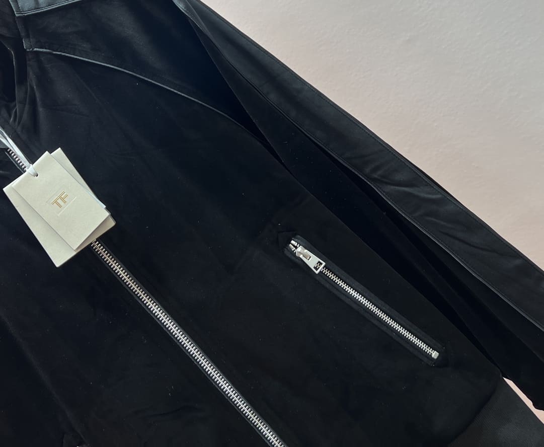 ÁO TOM FORD BLACK VELVET LEATHER JACKET