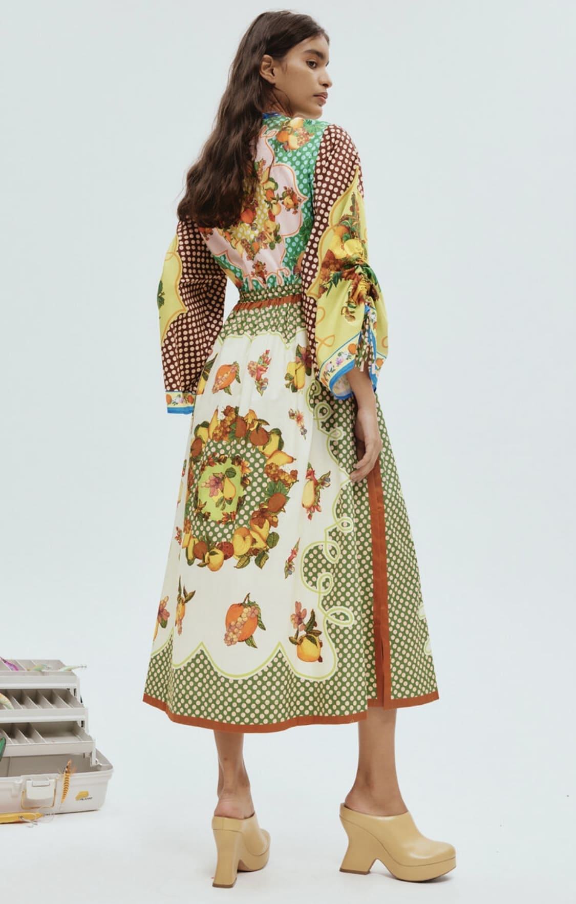 VÁY ALEMAIS PEAR HỌA TIẾT QUẢ LÊ IN SILK High Classy