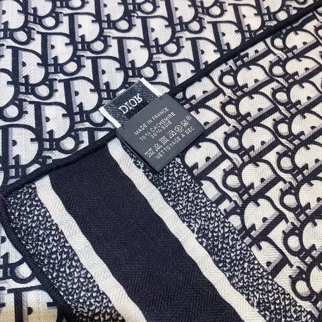 KHĂN CHRISTIAN DIOR Letter cashmere scarf