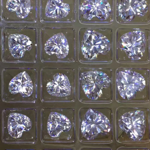 MOISSANITE DIAMOND HEART CUT