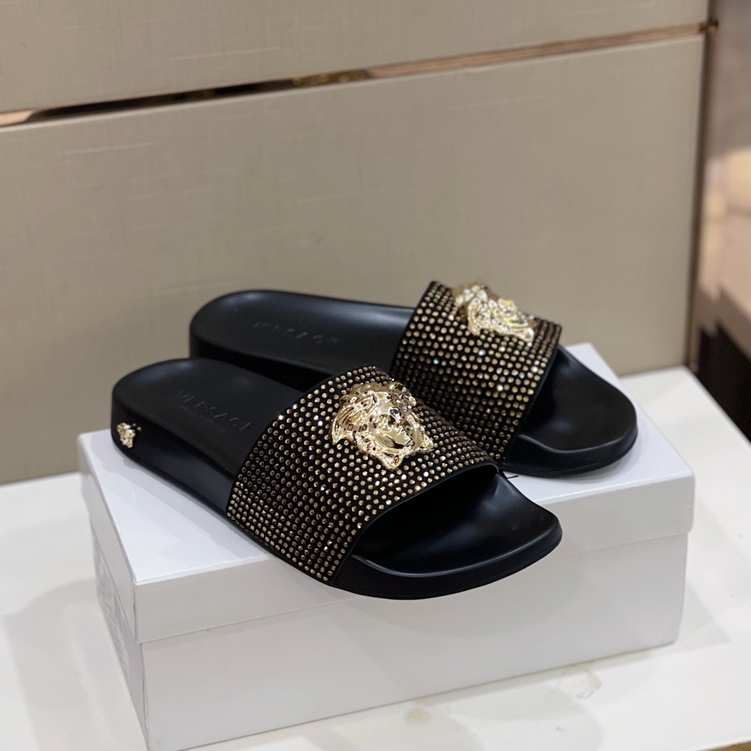 DÉP VERSACE MEDUSA HEAD GLITTER SLIPPER