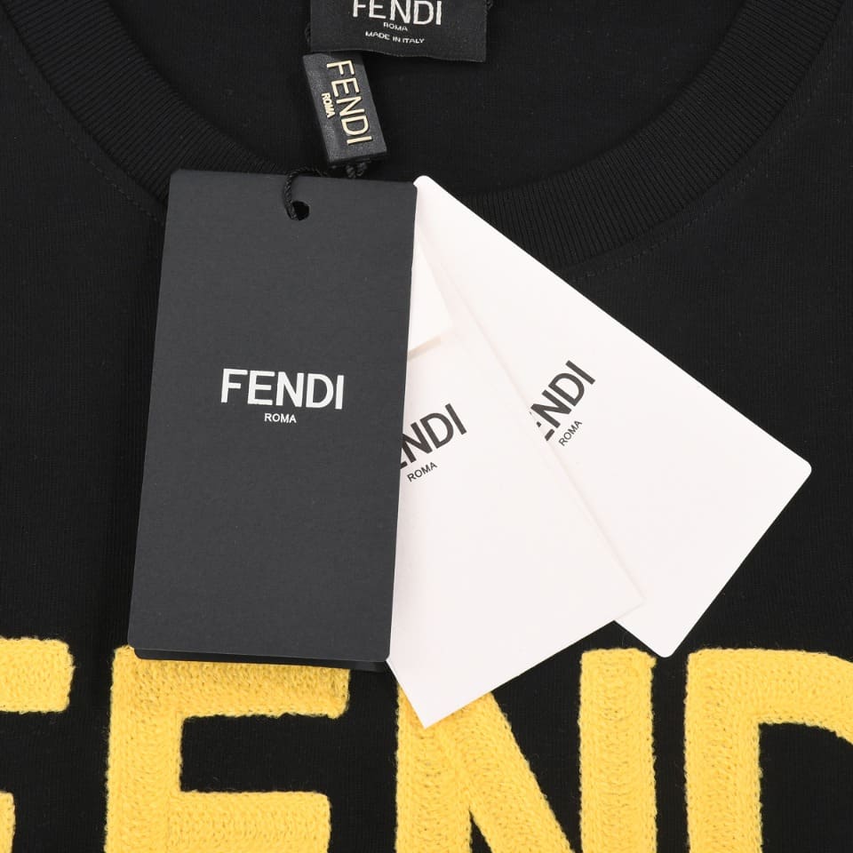 ÁO FENDI T SHIRT MÀU ĐEN UNISEX