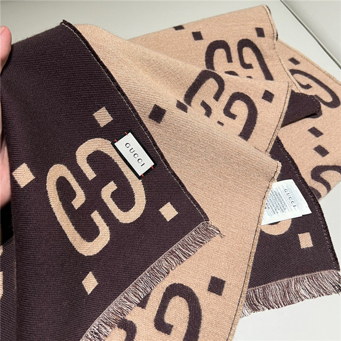 KHĂN Gucci GG Brown scarf