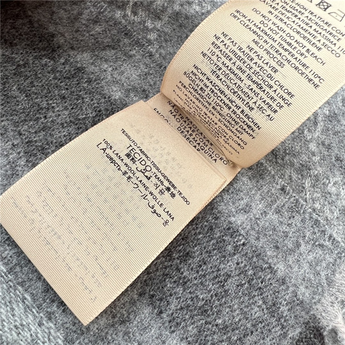 KHĂN Gucci GG Cashmere scarf