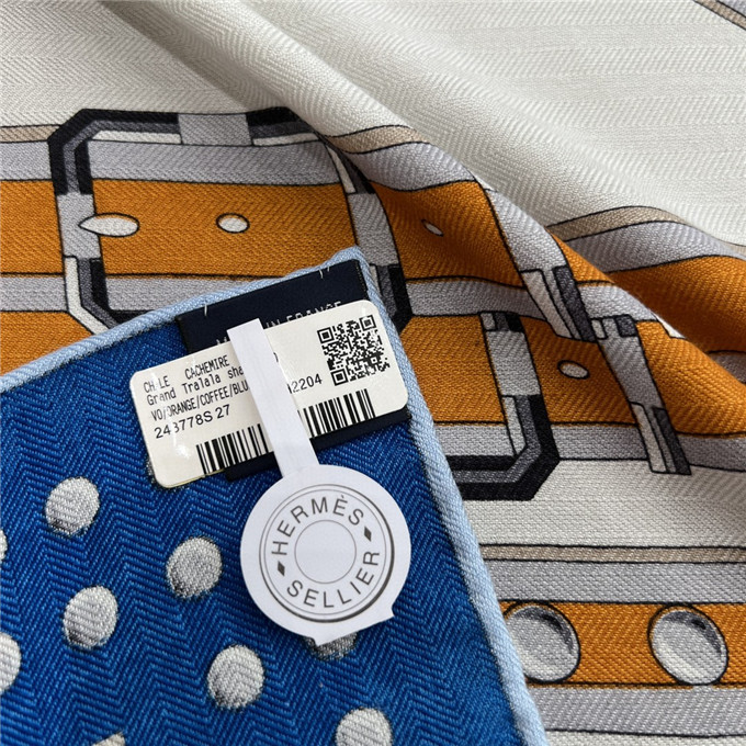 KHĂN Hermes Silk scarf