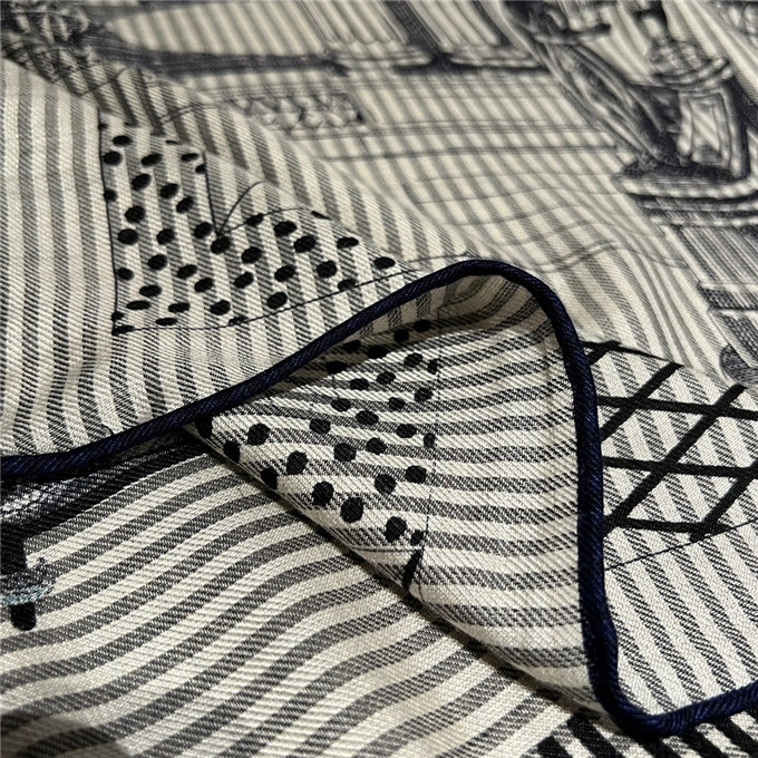 KHĂN Hermes Grand Theatre Nouveau Wool Blend scarf