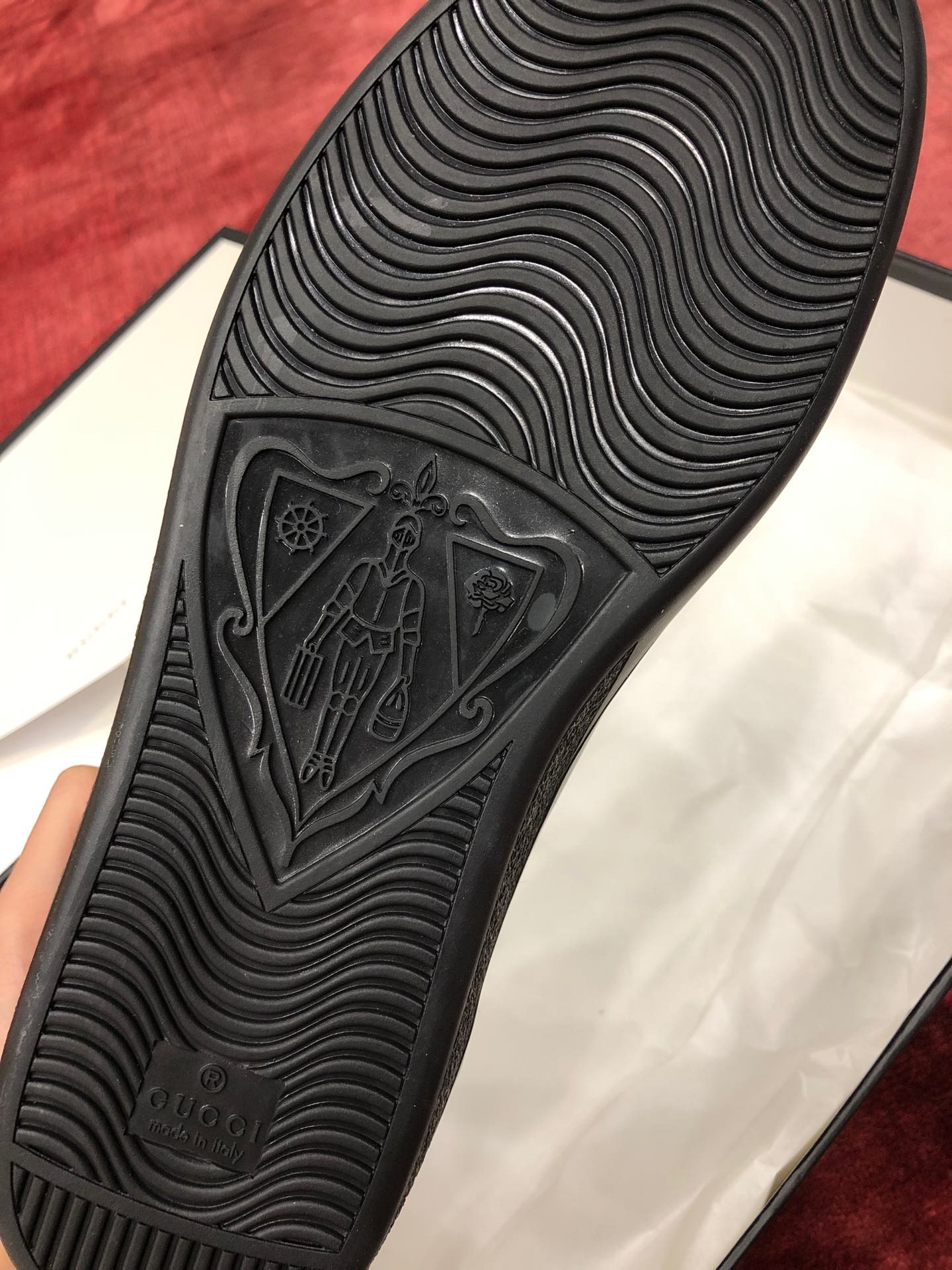 GIÀY GUCCI Leather Ace Sneakers Tiger Black