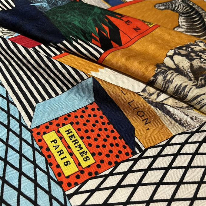 KHĂN Hermes Grand Theatre Nouveau Wool Blend scarf